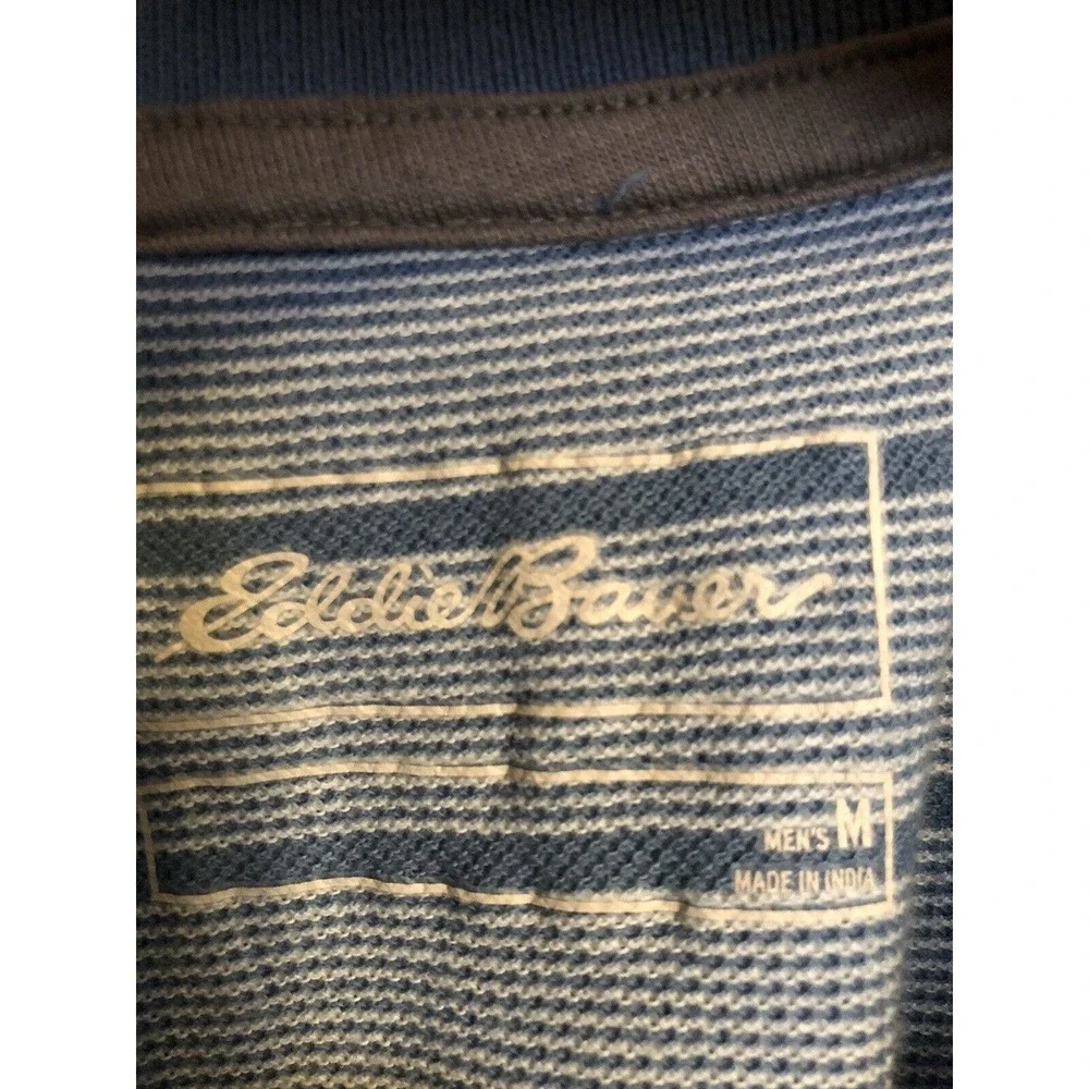 Eddie Bauer Classic Fit Button-Up Shirt Men's Size M Blue Short Sleeve Striped - Picture 5 of 9